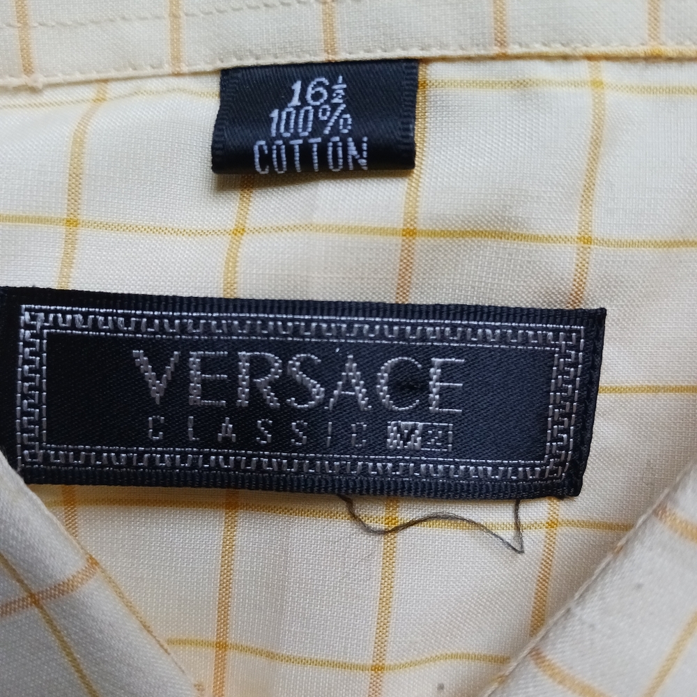 Versace V2 - Picture 2 of 4